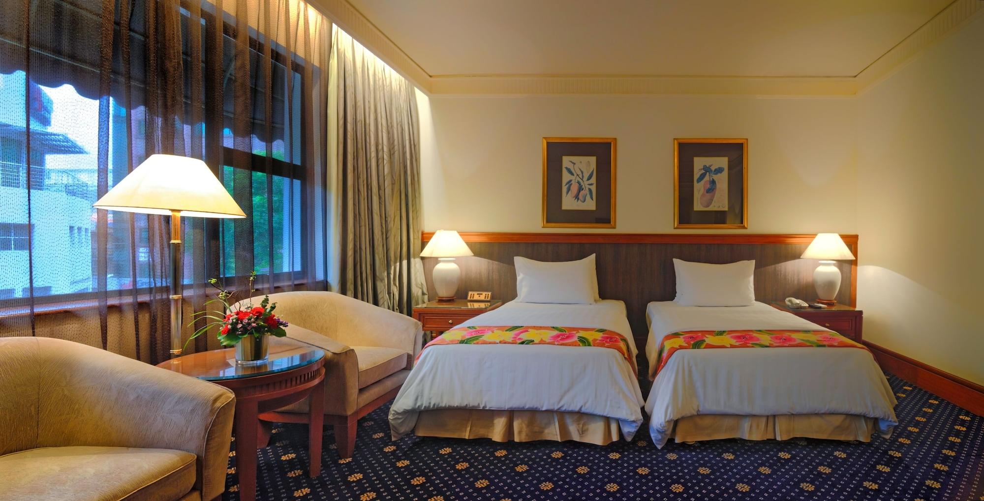 The Jesselton Hotel Kota Kinabalu Exterior foto